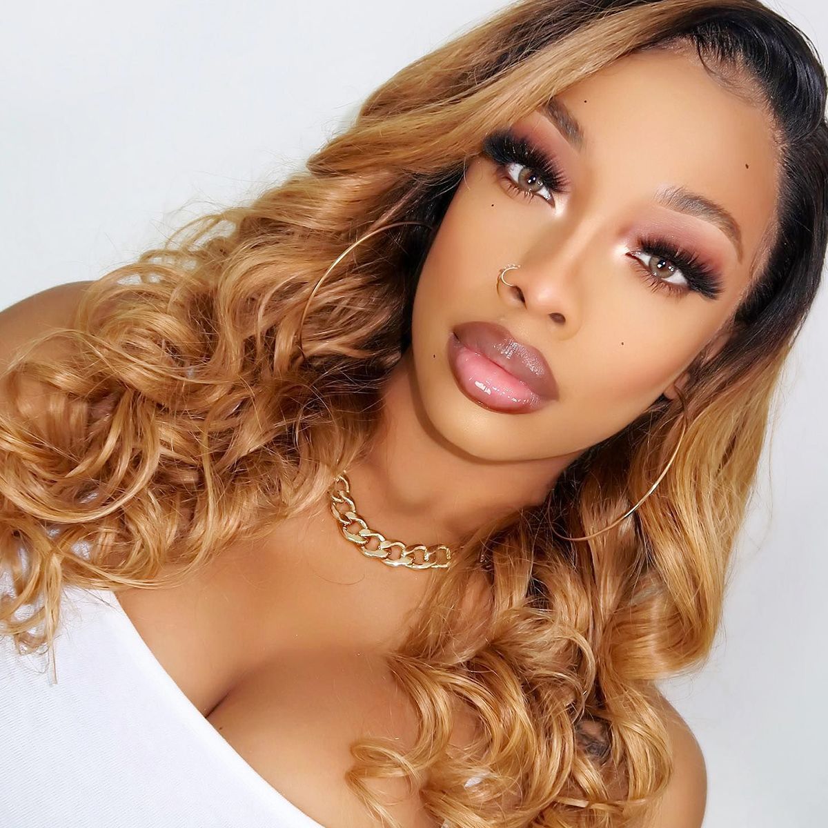 Ombre 1B/27 Honey Blonde Color Body Wave Lace Front Wigs
