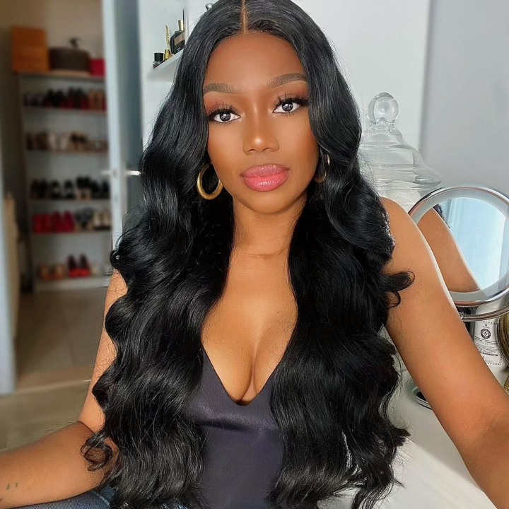 Body Wave Glueless Wig Human Hair Undetectable HD Lace Wig 180% Dens
