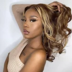 Tinashe-hair-highlight-honey-blonde-short-wig